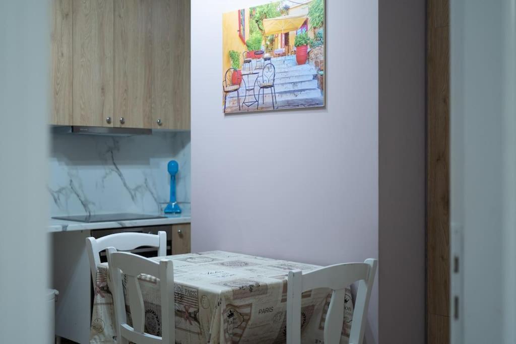 דירות אתונה Metaxourgio 2Nd Floor מראה חיצוני תמונה