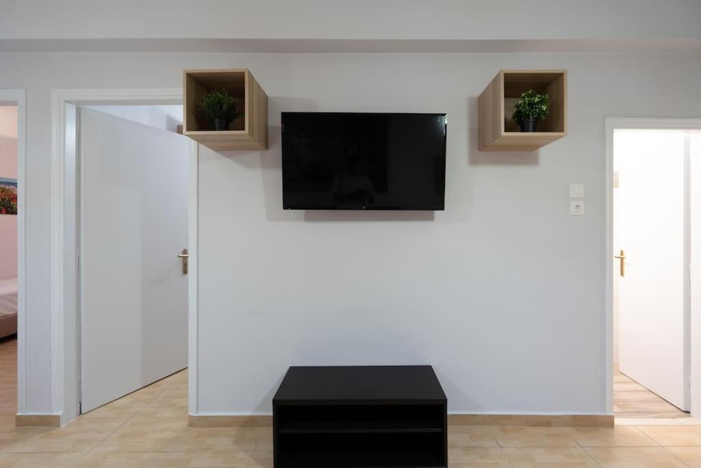 דירות אתונה Metaxourgio 2Nd Floor מראה חיצוני תמונה