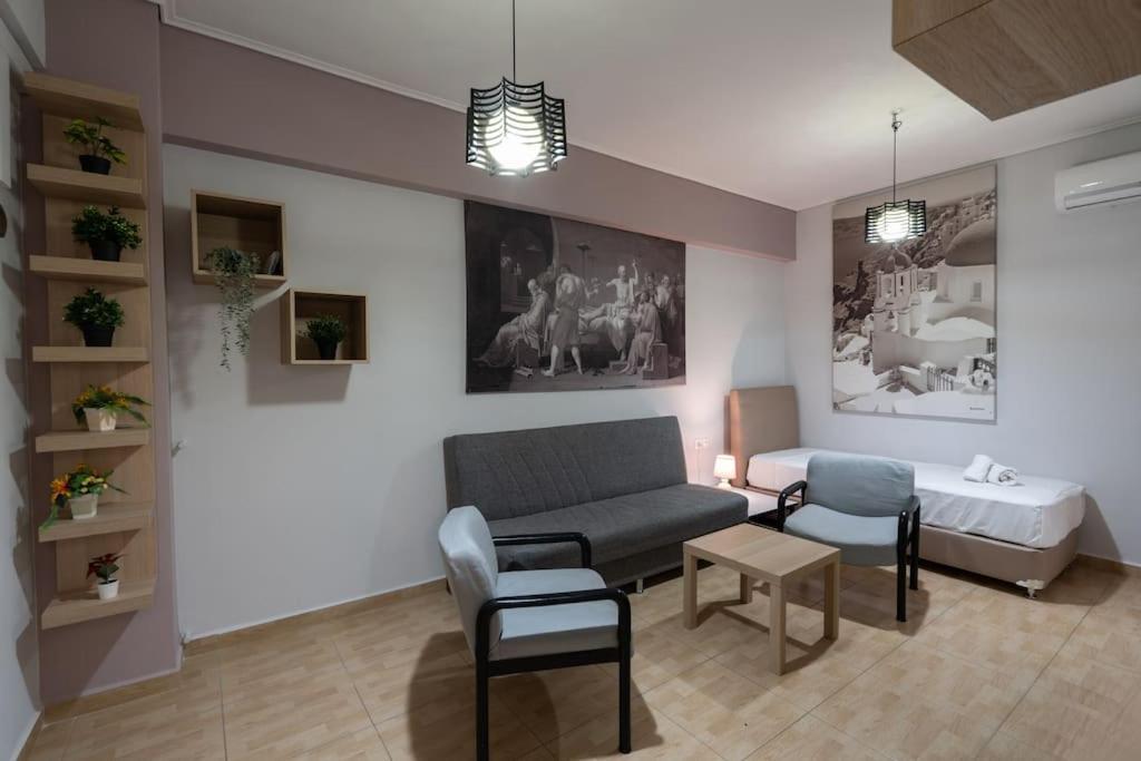 דירות אתונה Metaxourgio 2Nd Floor מראה חיצוני תמונה
